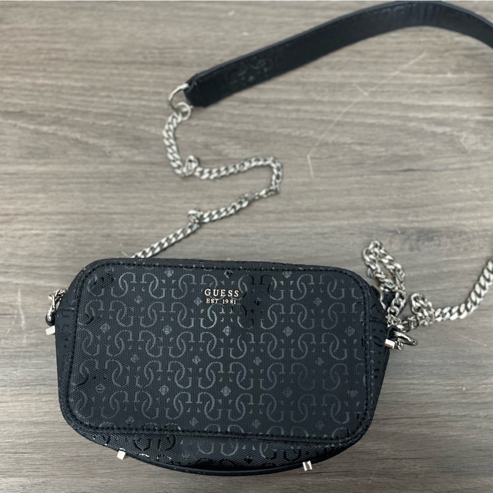 Small GUESS bag